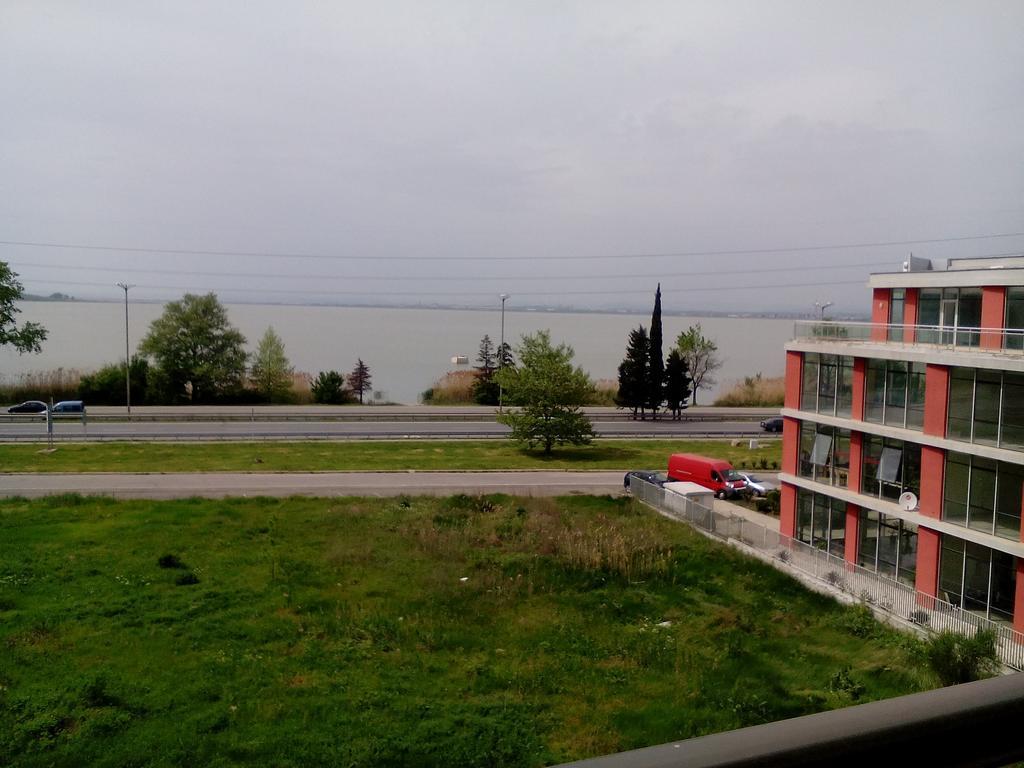 елка Burgas City